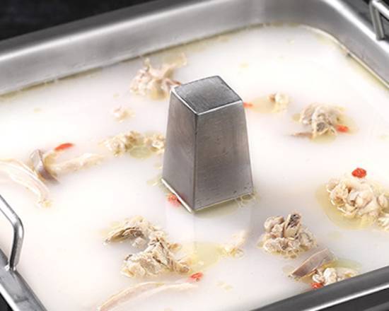 Pork Tripe and Chicken Soup Base 胡椒猪肚鸡锅
